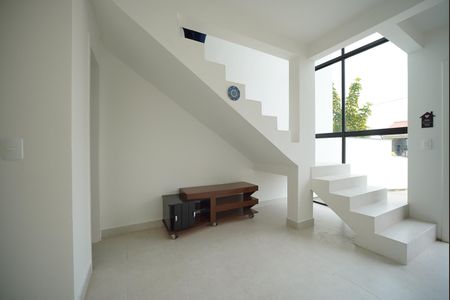 Sala de casa para alugar com 2 quartos, 79m² em Forquilhas, São José