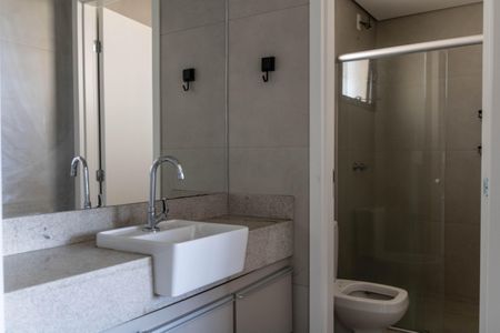 Apartamento para alugar com 53m², 2 quartos e 2 vagasBanheiro