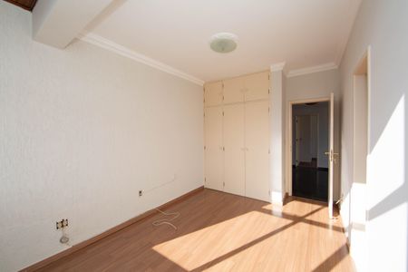 Apartamento à venda com 206m², 4 quartos e 2 vagasQUARTO4