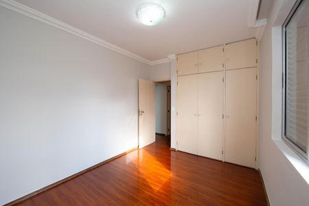 Apartamento à venda com 206m², 4 quartos e 2 vagasQUARTO1