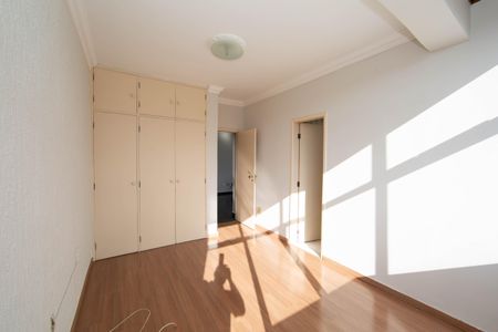 Apartamento à venda com 206m², 4 quartos e 2 vagasQUARTO4