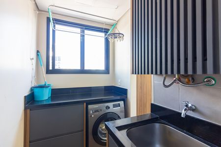 Apartamento à venda com 90m², 3 quartos e 2 vagas Apartamento à venda com 90m², 3 quartos e 2 vagasÁrea de Serviço