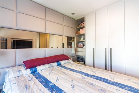 Apartamento à venda com 90m², 3 quartos e 2 vagas Apartamento à venda com 90m², 3 quartos e 2 vagasQuarto 2
