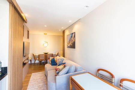 Apartamento à venda com 90m², 3 quartos e 2 vagas Apartamento à venda com 90m², 3 quartos e 2 vagasSala