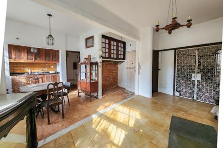 Sala de apartamento à venda com 2 quartos, 70m² em Cosme Velho, Rio de Janeiro