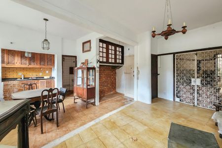 Sala de apartamento à venda com 2 quartos, 70m² em Cosme Velho, Rio de Janeiro