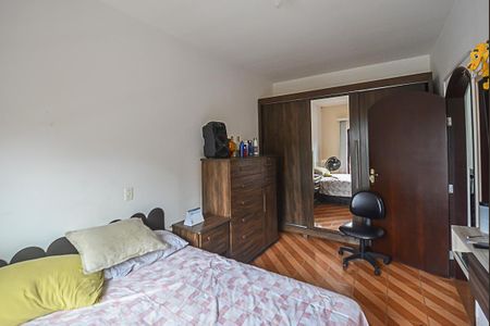 Casa à venda com 198m², 4 quartos e 4 vagasQuarto 2