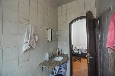 Casa à venda com 198m², 4 quartos e 4 vagasBanheiro