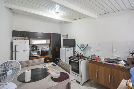 Casa à venda com 198m², 4 quartos e 4 vagasCozinha