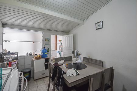 Casa à venda com 198m², 4 quartos e 4 vagasCozinha