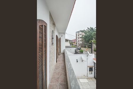 Casa à venda com 198m², 4 quartos e 4 vagasSacada do Quarto 2