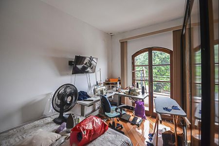 Casa à venda com 198m², 4 quartos e 4 vagasQuarto 1