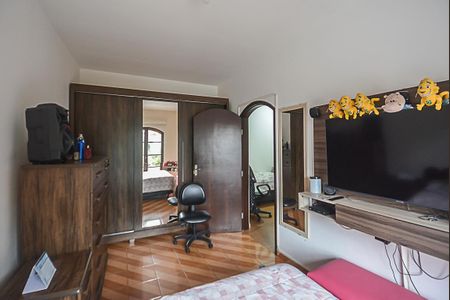 Casa à venda com 198m², 4 quartos e 4 vagasQuarto 2