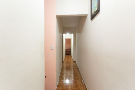 Casa para alugar com 144m², 4 quartos e 2 vagas Casa para alugar com 144m², 4 quartos e 2 vagasCorredor