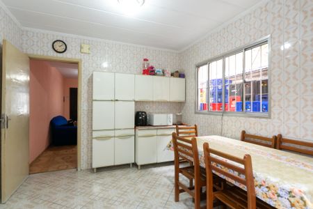 Casa para alugar com 144m², 4 quartos e 2 vagas Casa para alugar com 144m², 4 quartos e 2 vagasCozinha