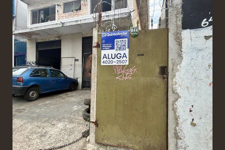 Casa para alugar com 40m², 1 quarto e sem vaga Casa para alugar com 40m², 1 quarto e sem vagaFachada