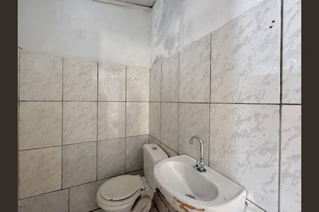 Casa para alugar com 40m², 1 quarto e sem vaga Casa para alugar com 40m², 1 quarto e sem vagaBanheiro