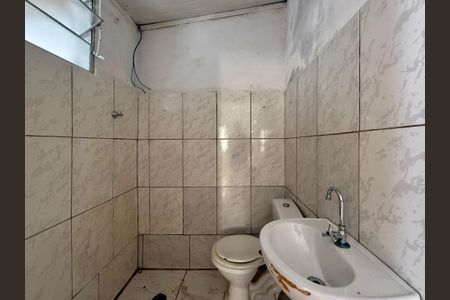 Banheiro  de casa para alugar com 1 quarto, 40m² em Jardim Sao Luiz, São Paulo