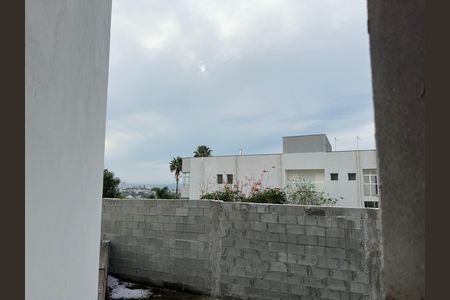 Casa de condomínio para alugar com 600m², 5 quartos e 6 vagas Casa de condomínio para alugar com 600m², 5 quartos e 6 vagasBanheiro 1 - Vista