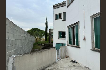 Casa de condomínio para alugar com 600m², 5 quartos e 6 vagas Casa de condomínio para alugar com 600m², 5 quartos e 6 vagasÁrea externa