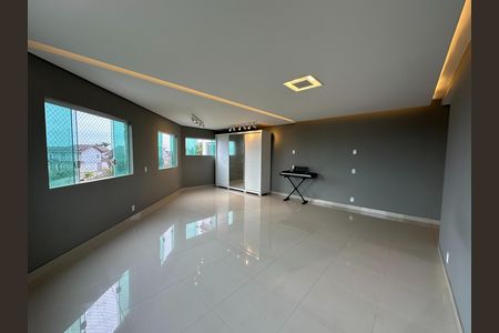 Casa de condomínio para alugar com 600m², 5 quartos e 6 vagas Casa de condomínio para alugar com 600m², 5 quartos e 6 vagasSuíte 5