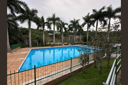 Casa de condomínio para alugar com 600m², 5 quartos e 6 vagas Casa de condomínio para alugar com 600m², 5 quartos e 6 vagasÁrea comum - Piscina