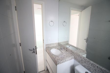 Apartamento para alugar com 100m², 3 quartos e 2 vagasBanheiro