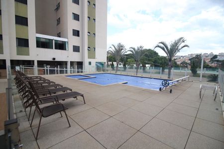 Apartamento para alugar com 100m², 3 quartos e 2 vagasÁrea comum