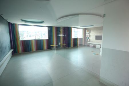 Apartamento para alugar com 100m², 3 quartos e 2 vagasÁrea comum