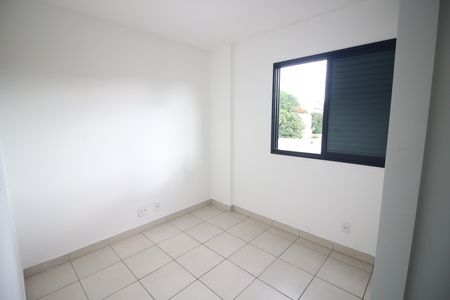Apartamento para alugar com 100m², 3 quartos e 2 vagasQuarto 2