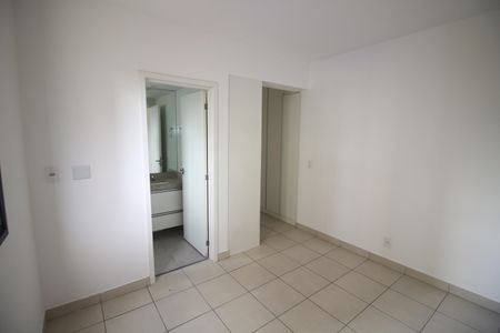 Apartamento para alugar com 100m², 3 quartos e 2 vagasQuarto 3