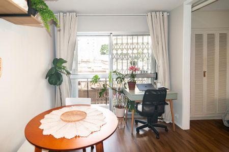 Apartamento à venda com 43m², 1 quarto e 1 vaga
