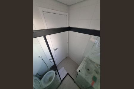 Banheiro de apartamento para alugar com 2 quartos, 50m² em Vila Jardini, Sorocaba