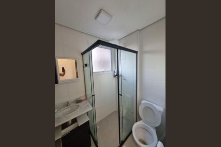 Banheiro de apartamento para alugar com 2 quartos, 50m² em Vila Jardini, Sorocaba
