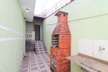 Casa à venda com 195m², 3 quartos e 2 vagas Casa à venda com 195m², 3 quartos e 2 vagasQuintal
