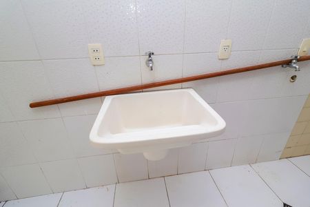 Casa à venda com 195m², 3 quartos e 2 vagas Casa à venda com 195m², 3 quartos e 2 vagasÁrea de Serviço