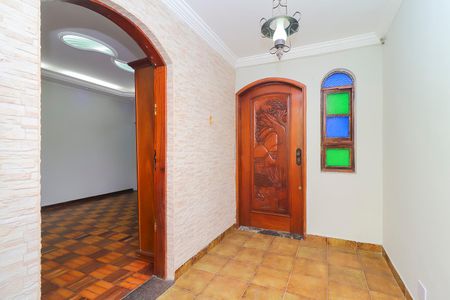 Casa à venda com 195m², 3 quartos e 2 vagas Casa à venda com 195m², 3 quartos e 2 vagasHall de entrada