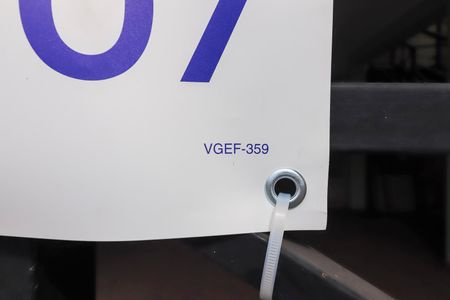 Casa à venda com 195m², 3 quartos e 2 vagas Casa à venda com 195m², 3 quartos e 2 vagasPlaquinha - Cód. VGEF-359