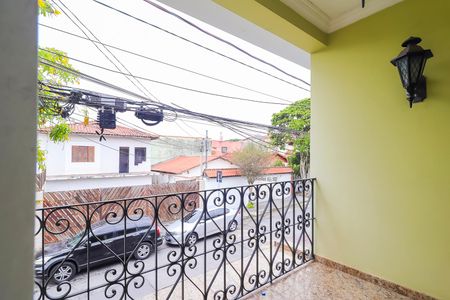 Casa à venda com 195m², 3 quartos e 2 vagas
