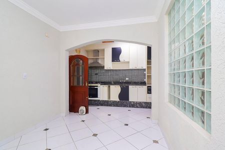 Casa à venda com 195m², 3 quartos e 2 vagas Casa à venda com 195m², 3 quartos e 2 vagasSala de Jantar