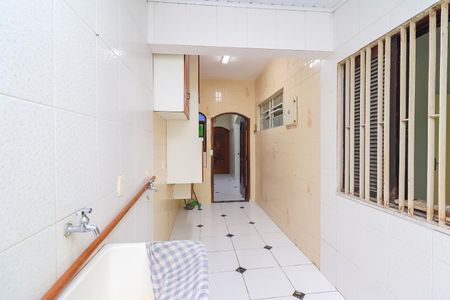 Casa à venda com 195m², 3 quartos e 2 vagas Casa à venda com 195m², 3 quartos e 2 vagasÁrea de Serviço