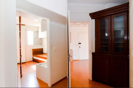 Apartamento para alugar com 73m², 2 quartos e 1 vagaCorredor 