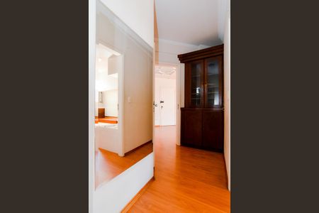 Apartamento para alugar com 73m², 2 quartos e 1 vagaCorredor 