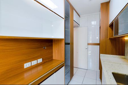 Apartamento para alugar com 73m², 2 quartos e 1 vagaCozinha