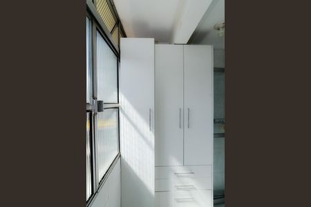 Apartamento para alugar com 73m², 2 quartos e 1 vagaÁrea de Serviço