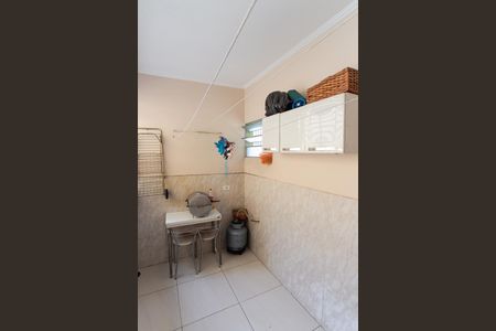 Casa à venda com 250m², 3 quartos e 1 vagaÁrea de Serviço e Quintal