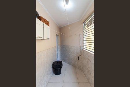Casa à venda com 250m², 3 quartos e 1 vagaÁrea de Serviço e Quintal