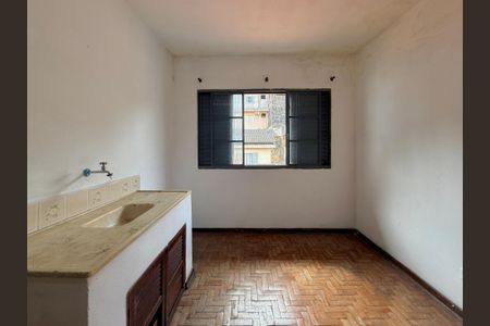 Casa para alugar com 39m², 0 quarto e sem vagaCozinha 