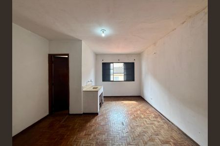 Casa para alugar com 39m², 0 quarto e sem vagaStudio