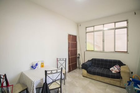 Sala de casa para alugar com 2 quartos, 45m² em Barro Vermelho, São Gonçalo